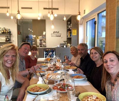 Cena con noi - Abendessen bei uns - Dinner with us